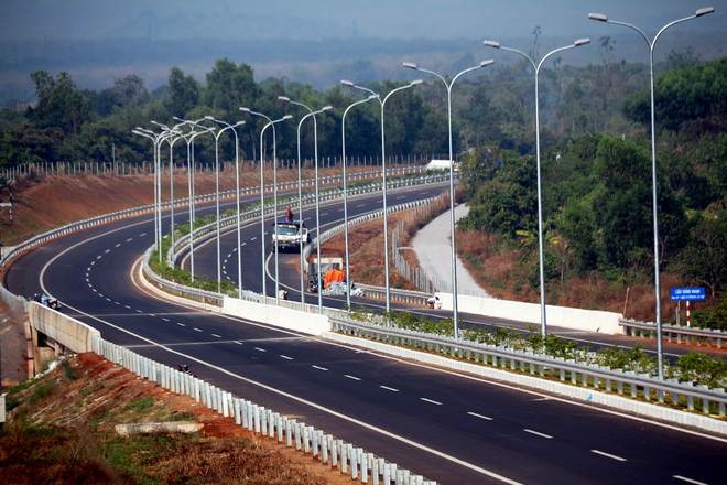 Đường nối sân bay Thọ Xuân với Khu kinh tế Nghi Sơn, tỉnh Thanh Hóa